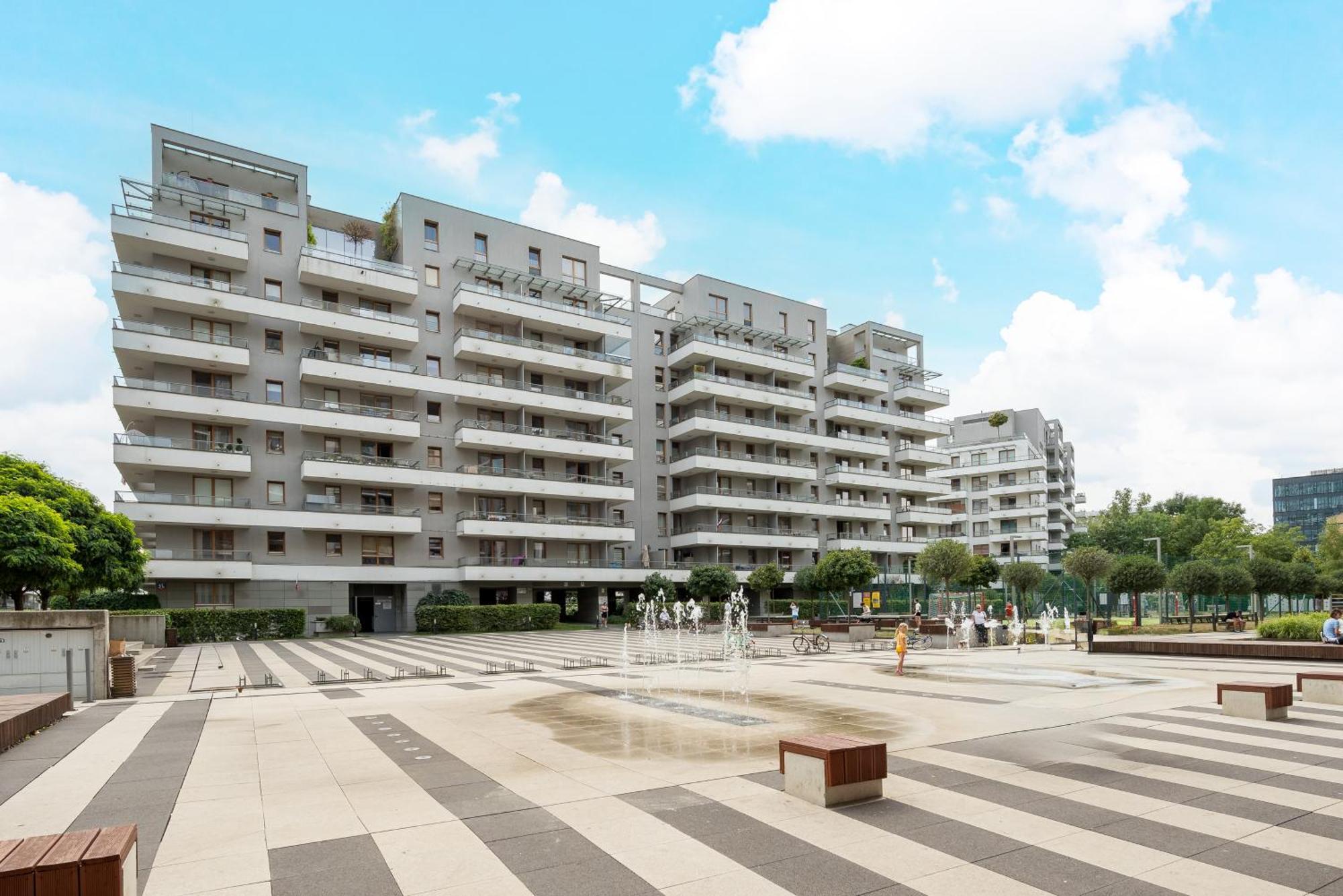 New Varsovia Comfort 569 Экстерьер фото